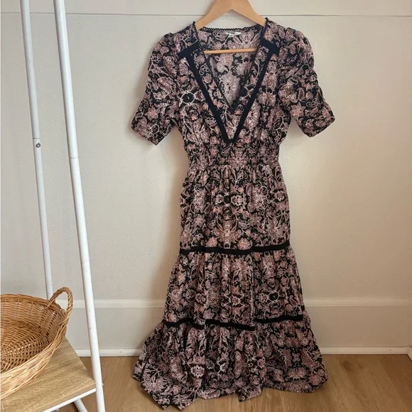 BB Dakota Blush and Black Floral Tiered Midi Dress - Picture 5 of 10